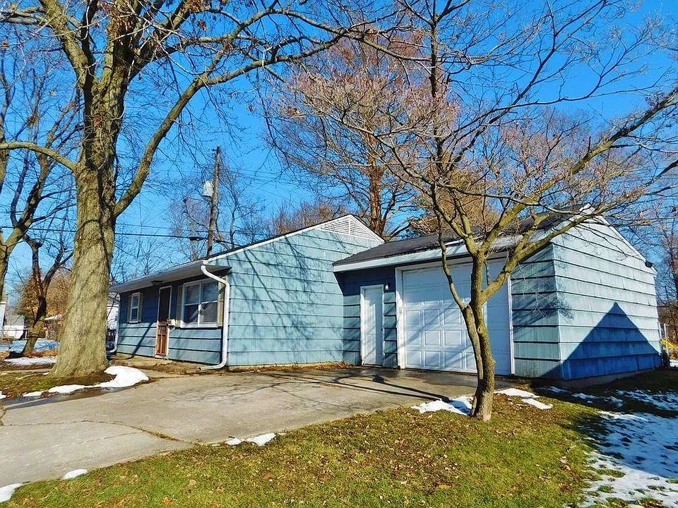 506 Lily Ct