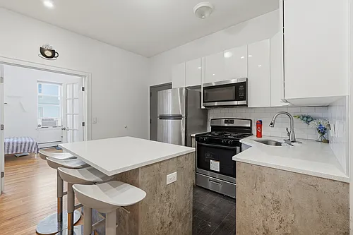 201-203 Monticello Ave #1 Photo 1