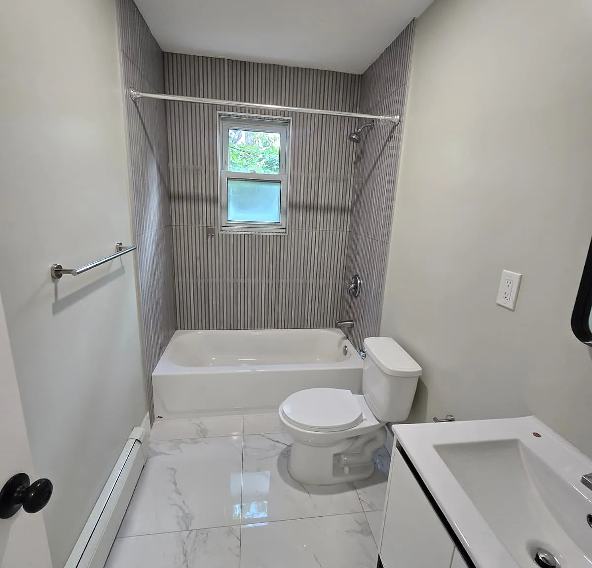 2 bed, $2,250 — Photo 3