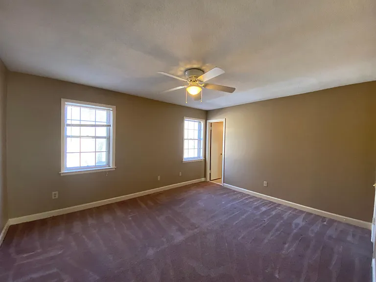 5718 Quince Rd — Photo 16