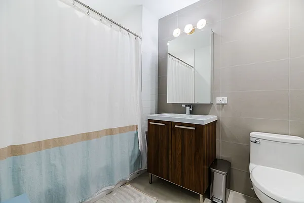 Rented by MNS | media 10