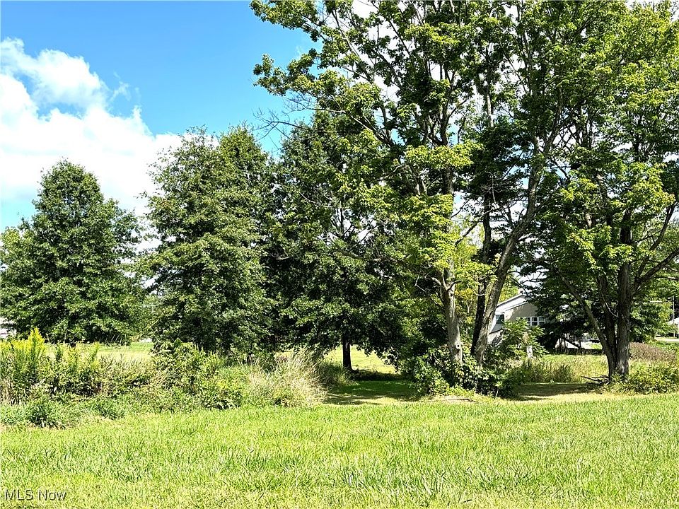 2nd image of 8 Eldon Ct