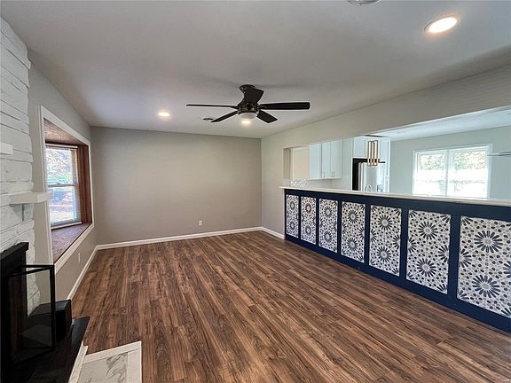 4th image of 14 Northridge Hills Ct