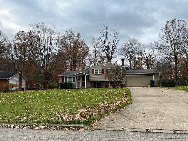 1st image of 325 Bradford Dr