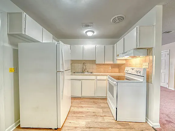 2226 Fouraker Rd — Photo 16