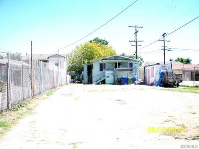 7912 S Main St, Los Angeles, CA, 90003
