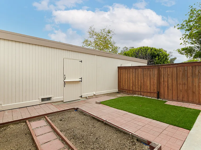2804 Via Ricardo — Photo 14