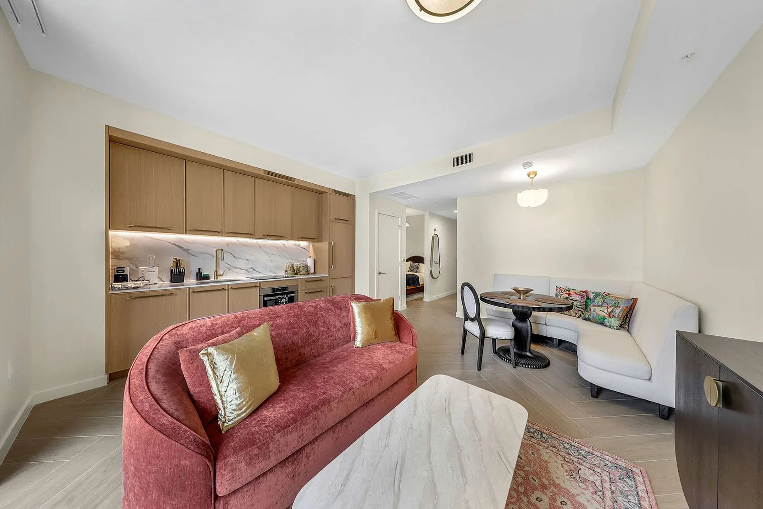 Studio, 1.0 bath, 613 sqft, $2,570 — Photo 1
