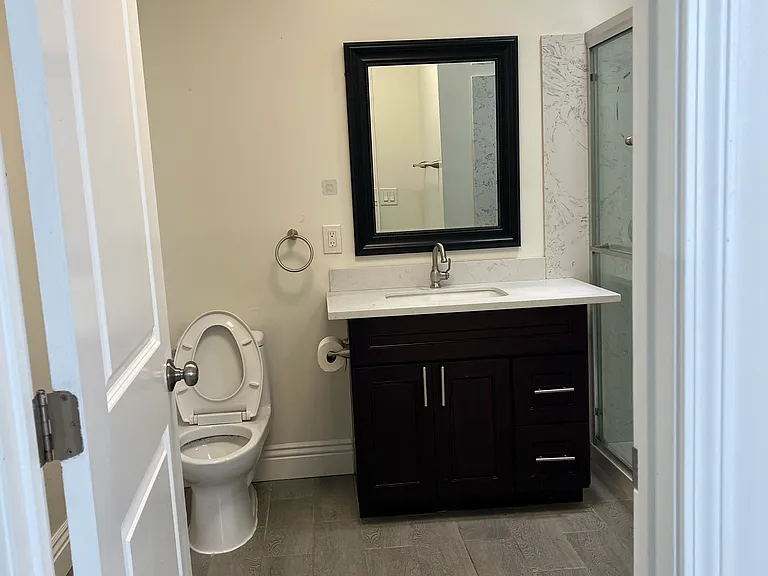 704 Webster St — Photo 4