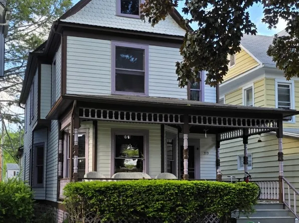 319 E 2nd St, Corning, NY 14830