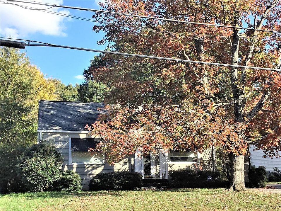 923 Madison Avenue - Lovely wooded lot