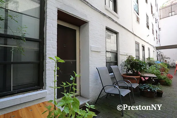 Rented by JM Preston Properties LLC | media 21