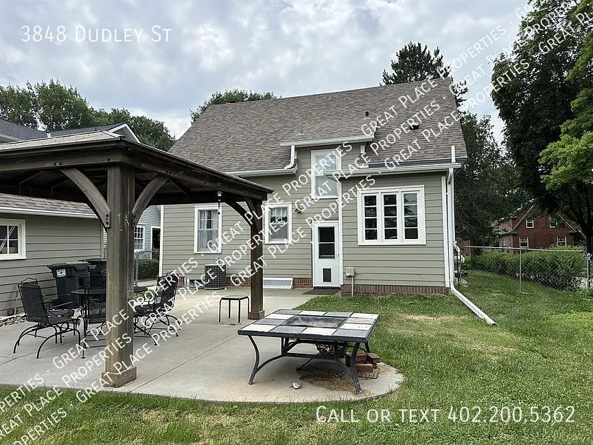 4 bed, $2,500 — Photo 3