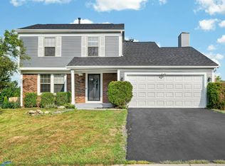 8472 Kingsley Dr, Reynoldsburg, OH 43068