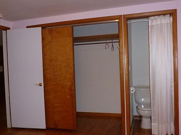 5th image of 2808 Hillcrest Dr