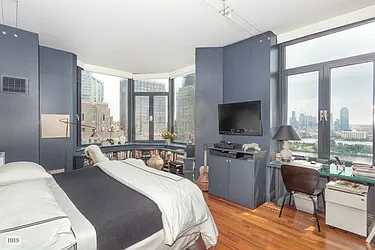 Rented by Brown Harris Stevens