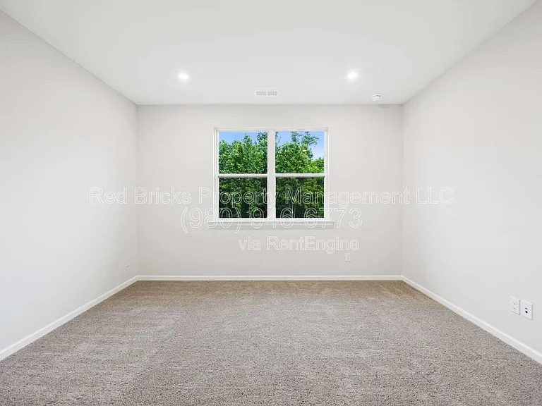412 Wild Dove Ct — Photo 13