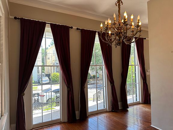 2nd image of 4315 Prytania St