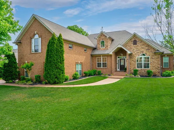 815 Tall Oak Trl, Mount Juliet, TN 37122