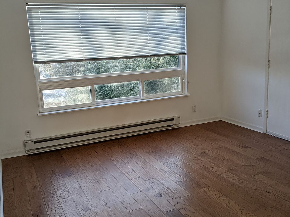 Studio main living area