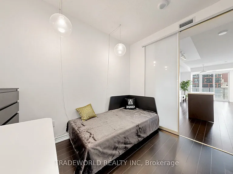 386 Yonge St #3709 — Photo 20