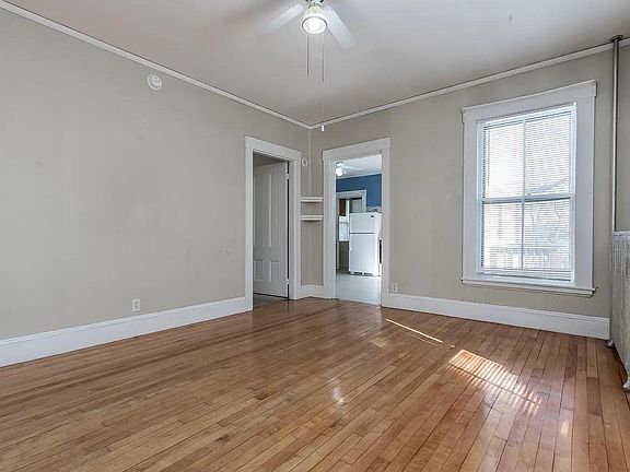 3rd image of 24 Lamb St #1