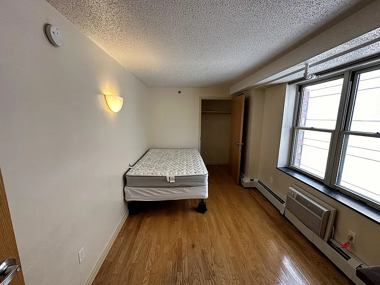 400 College Ave - The Heart of Collegetown — Photo 25