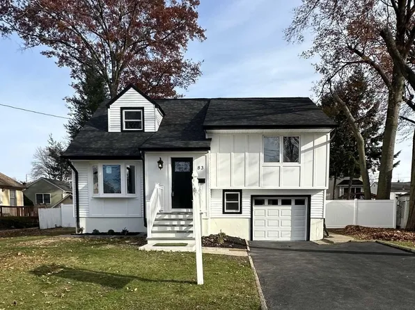 83 Woods Ave, Bergenfield, NJ 07621