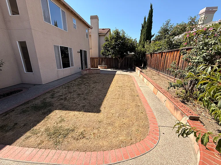 1832 Montage Ct — Photo 25