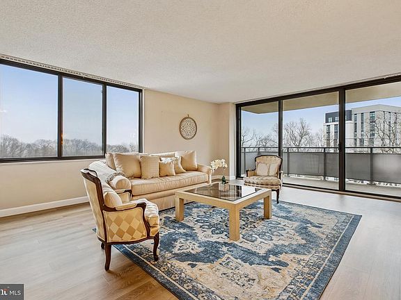 2nd image of 5225 Pooks Hill Rd APT 629S