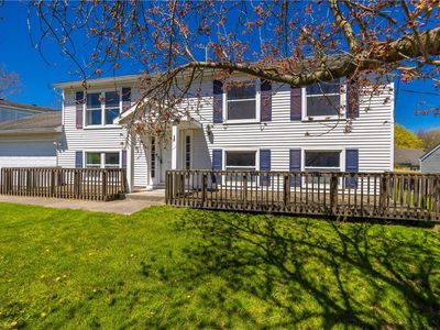 1538 Elderberry Cir, Walworth, NY, 14568