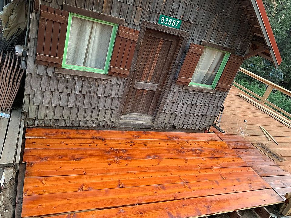1st image of 83887 Goddard Ln