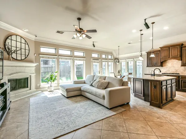 10323 Belvamera Rd, Richmond, TX 77407