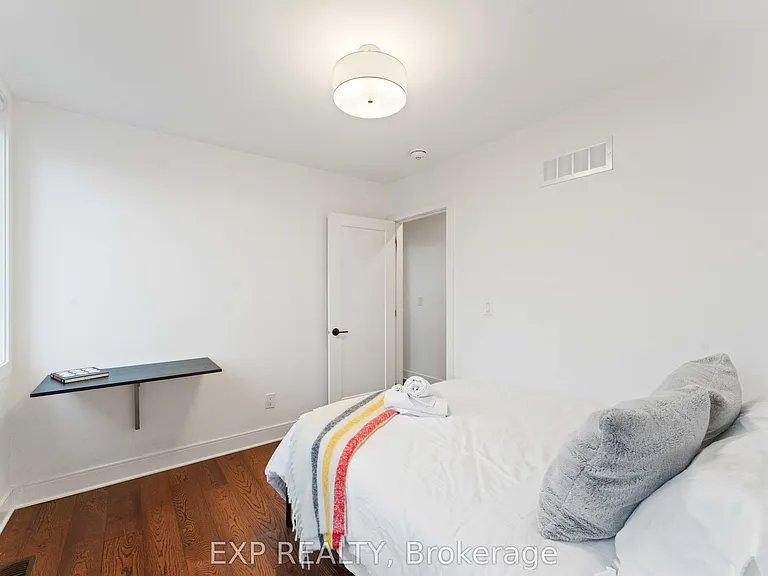 9 Anderson St — Photo 25