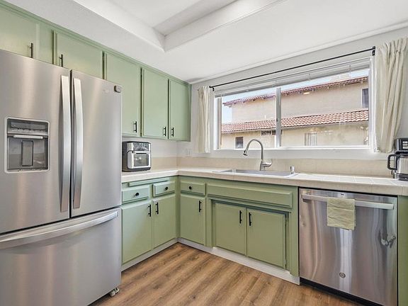 2nd image of 31908 Del Cielo Este Unit 10A