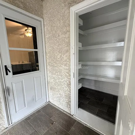 623 Delaware St — Photo 31