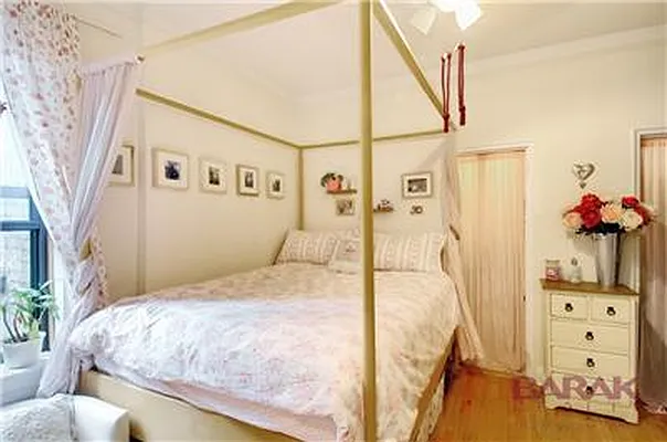 Sold by Barak Realty | media 5