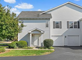 1441 N Orleans Dr, Mundelein, IL 60060