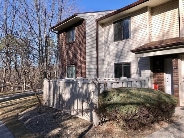 974 Skyline Dr