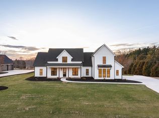 3364 Fairview Rd, Fountain Inn, SC 29644