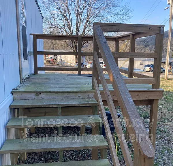 209 Cumberland Ln — Photo 4