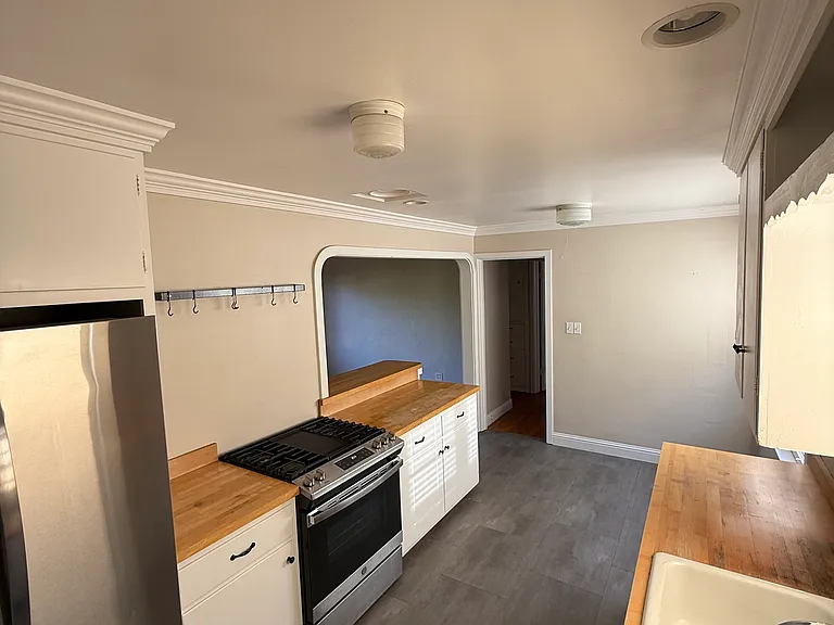 1521 Morro St — Photo 17