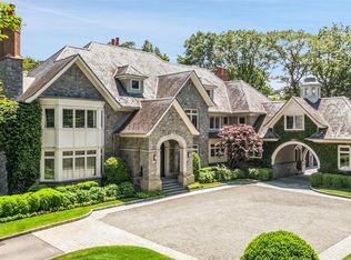 3 Terrace Cir, Armonk, NY 10504