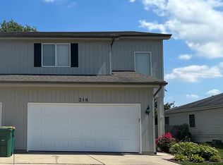 318 Ravinia Dr, Shorewood, IL 60404