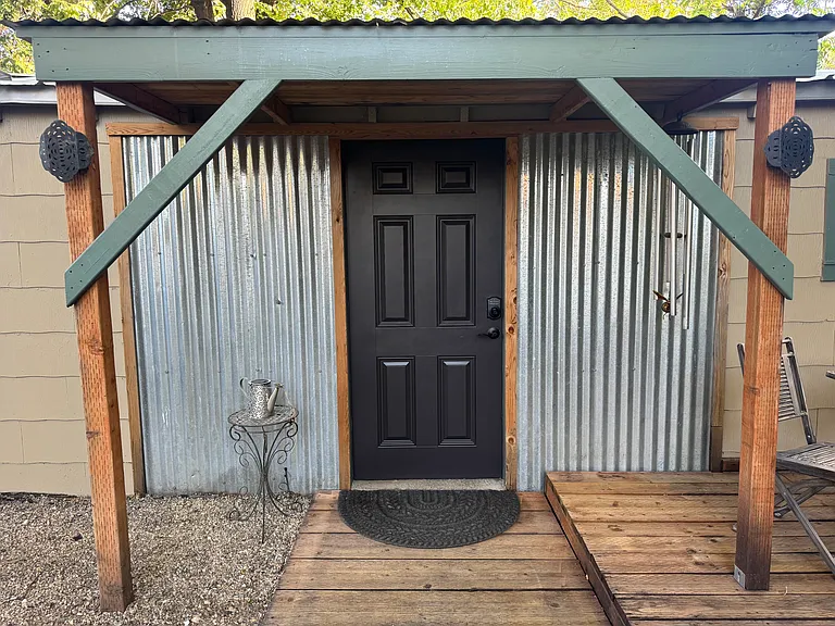 280 E Helm Ave #B — Photo 4