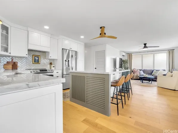 2039 Mahaoo Pl, Honolulu, HI 96819