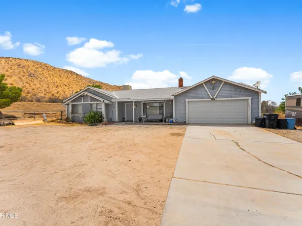 40105 Ronar St, Lake Los Angeles, CA 93591
