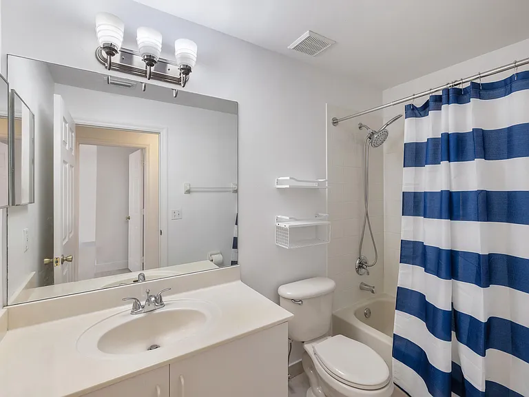 3800 Woodfield Dr — Photo 33