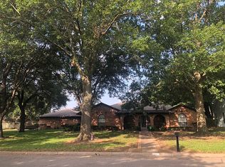 502 Hyde Park Blvd, Cleburne, TX 76033