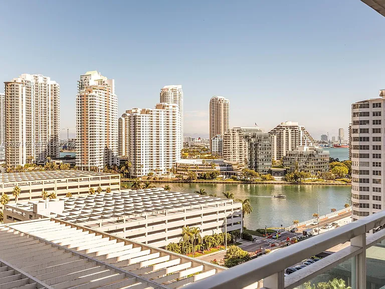 950 Brickell Bay Dr #1404 — Photo 1